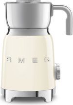 ‏מקציף חלב Smeg MFF11